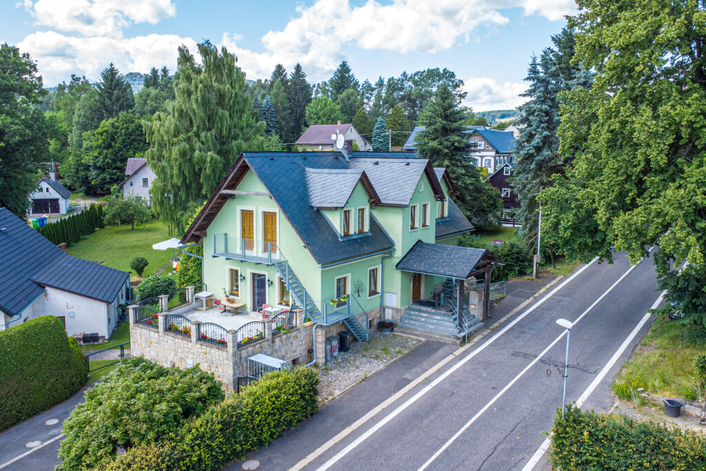 Prodej vícegeneračního domu 378 m², pozemek 378 m² Jablonné v Podještědí - Petrovice